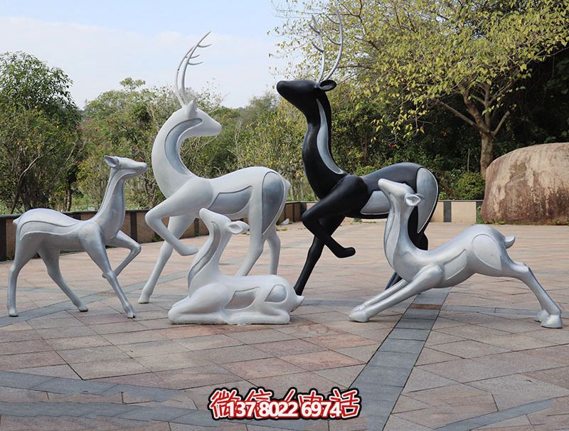 抽象雕塑玻璃鋼鹿——玩耍公園的精靈 抽象雕塑玻璃鋼鹿——玩耍公園的精靈