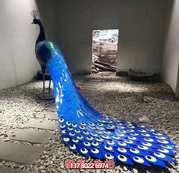 優(yōu)質不銹鋼孔雀雕塑，為城市廣場添彩