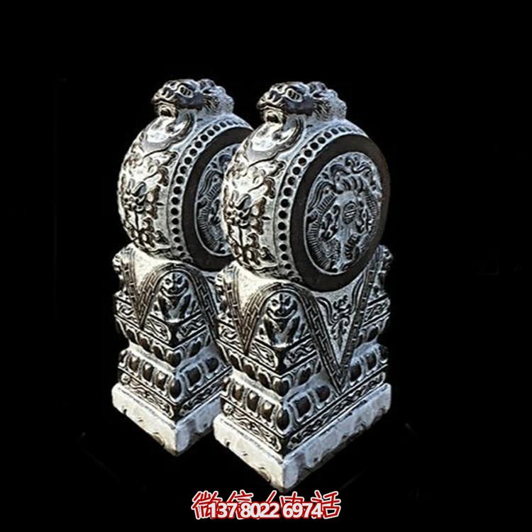 大理古建筑浮雕舊石招財(cái)抱鼓門(mén)墩