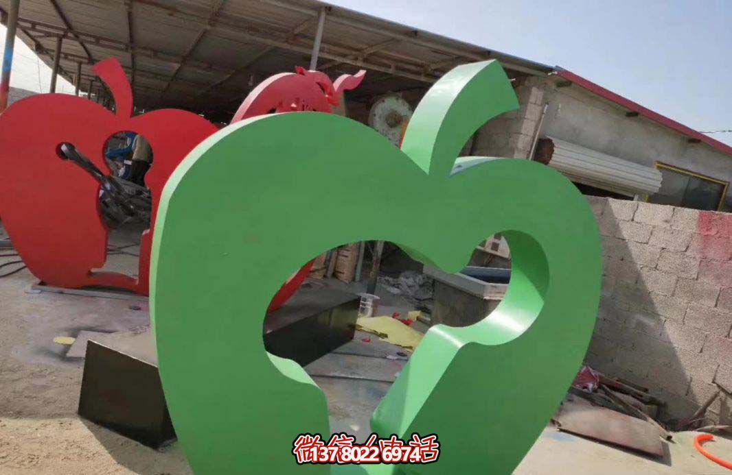 抽象不銹鋼雕刻蘋(píng)果雕塑