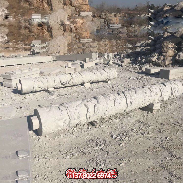 走進大理石景區，感受精美的園林浮雕龍柱